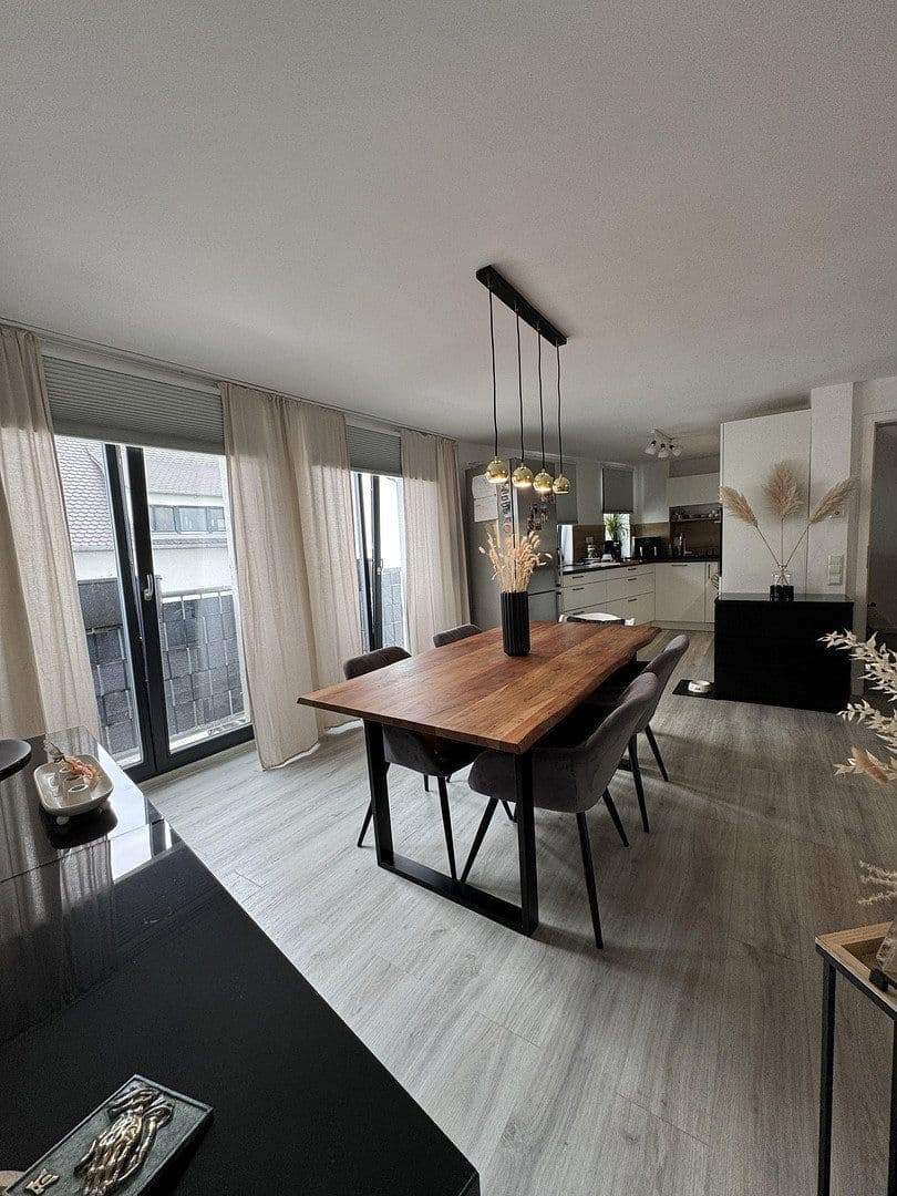 Prodej bytu 4+1 109 m², Cadolzburg, Bavorsko Prodej bytu 4+1 109 m², Cadolzburg, Bavorsko