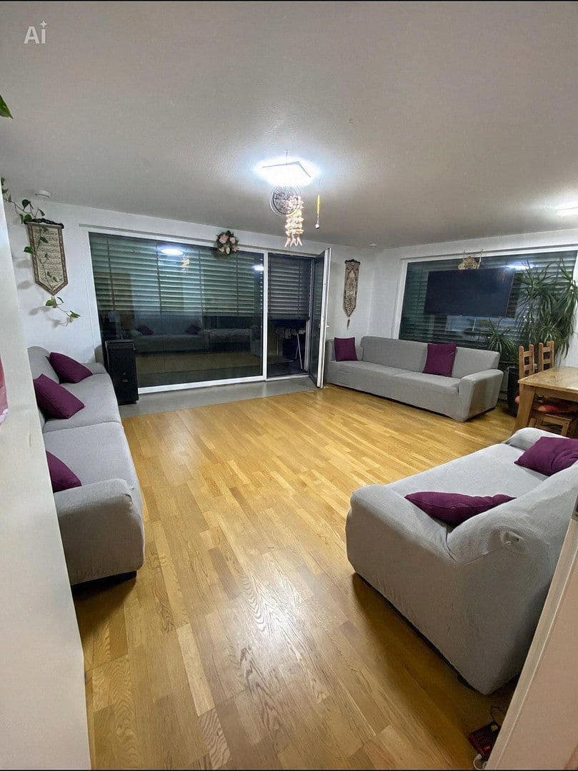 Pronájem bytu 2+1 111 m², Hauptstr. 31, Leinfelden-Echterdingen, Bádensko-Württembersko Pronájem bytu 2+1 111 m², Hauptstr. 31, Leinfelden-Echterdingen, Bádensko-Württembersko