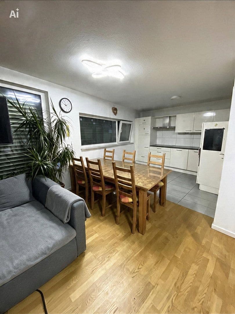 Pronájem bytu 2+1 111 m², Hauptstr. 31, Leinfelden-Echterdingen, Bádensko-Württembersko Pronájem bytu 2+1 111 m², Hauptstr. 31, Leinfelden-Echterdingen, Bádensko-Württembersko