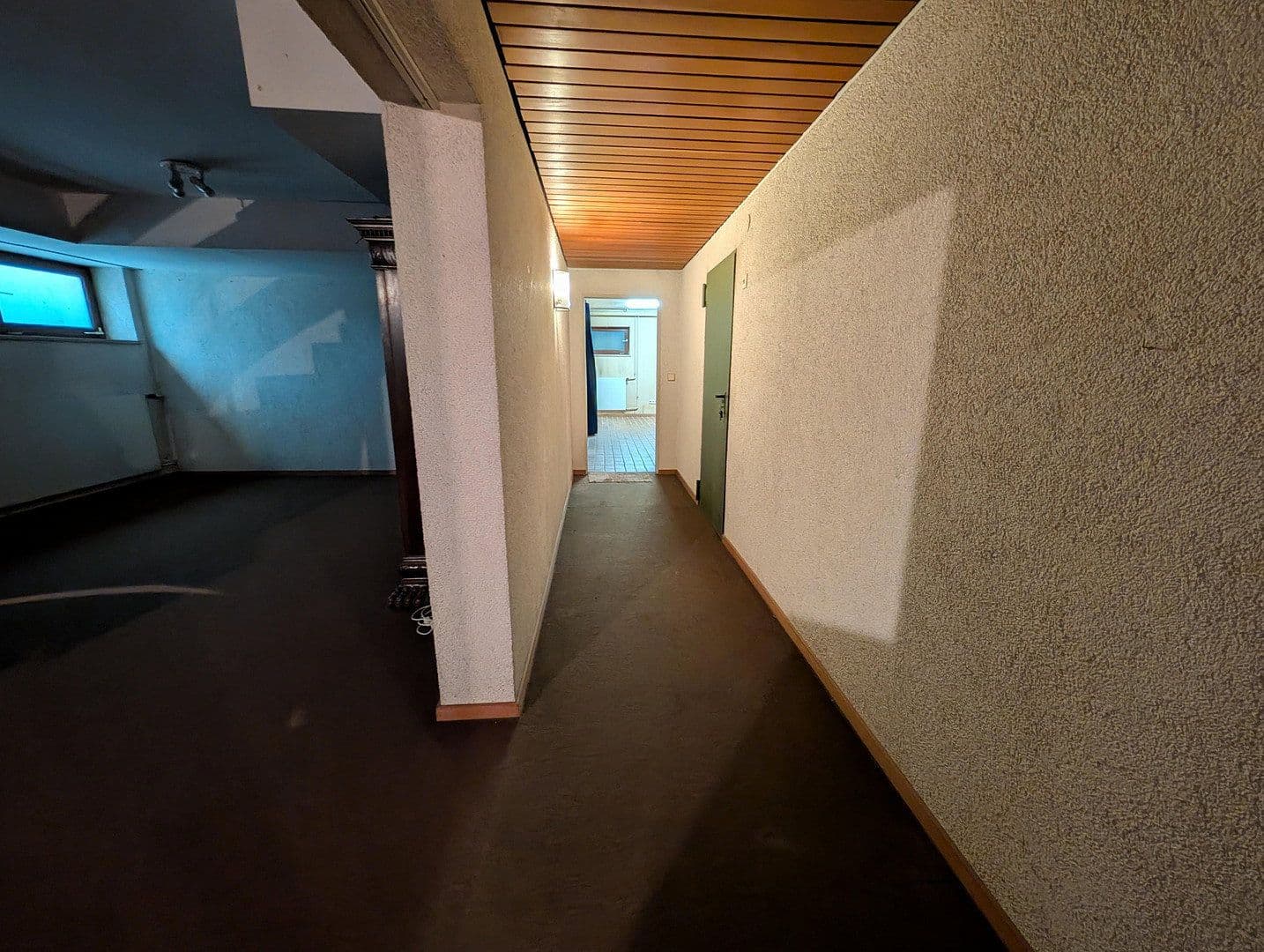 Prodej domu 210 m², pozemek 780 m², Limburgerhof, Porýní-Falc Prodej domu 210 m², pozemek 780 m², Limburgerhof, Porýní-Falc