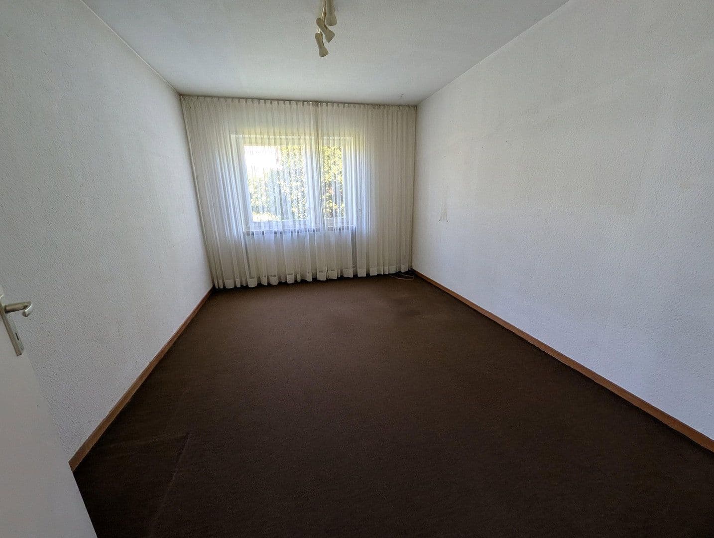 Prodej domu 210 m², pozemek 780 m², Limburgerhof, Porýní-Falc Prodej domu 210 m², pozemek 780 m², Limburgerhof, Porýní-Falc
