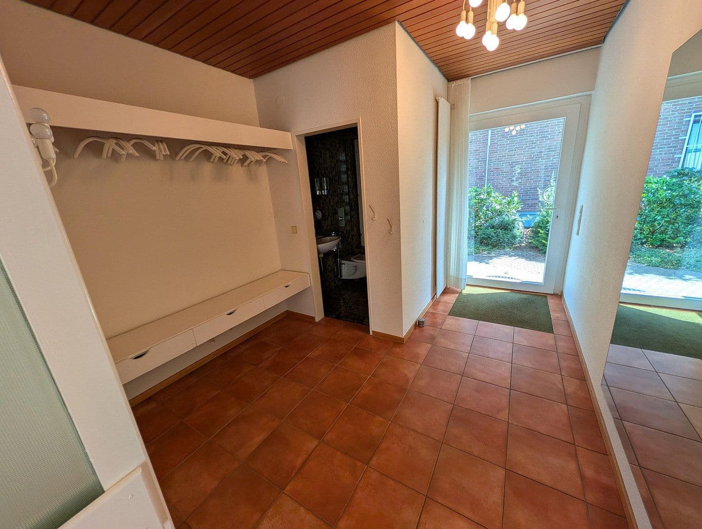 Prodej domu 210 m², pozemek 780 m², Limburgerhof, Porýní-Falc Prodej domu 210 m², pozemek 780 m², Limburgerhof, Porýní-Falc