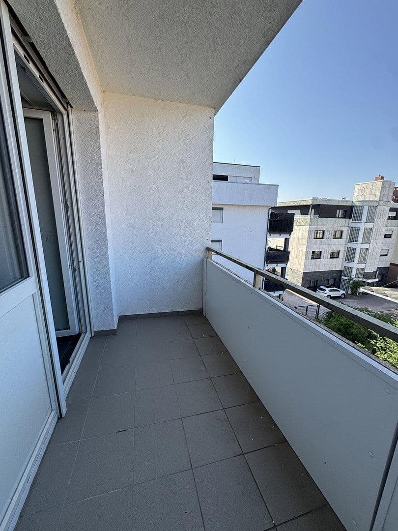 Pronájem bytu 3+1 80 m², Ilvesheim, Bádensko-Württembersko Pronájem bytu 3+1 80 m², Ilvesheim, Bádensko-Württembersko