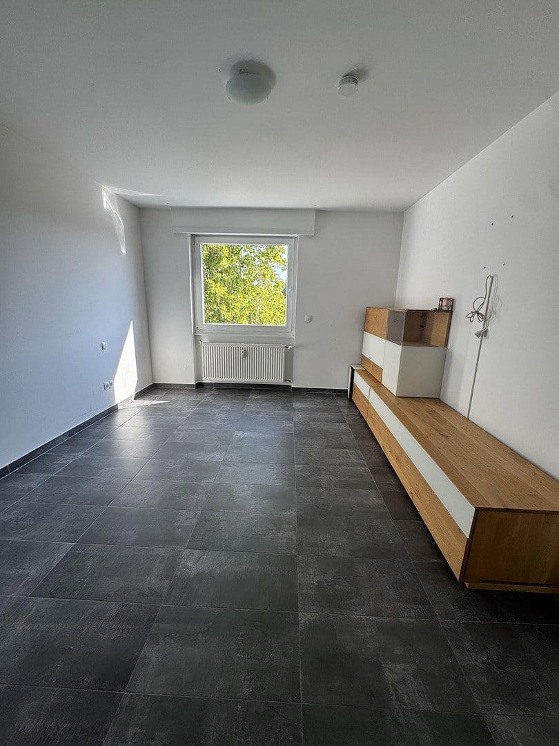 Pronájem bytu 3+1 80 m², Ilvesheim, Bádensko-Württembersko Pronájem bytu 3+1 80 m², Ilvesheim, Bádensko-Württembersko