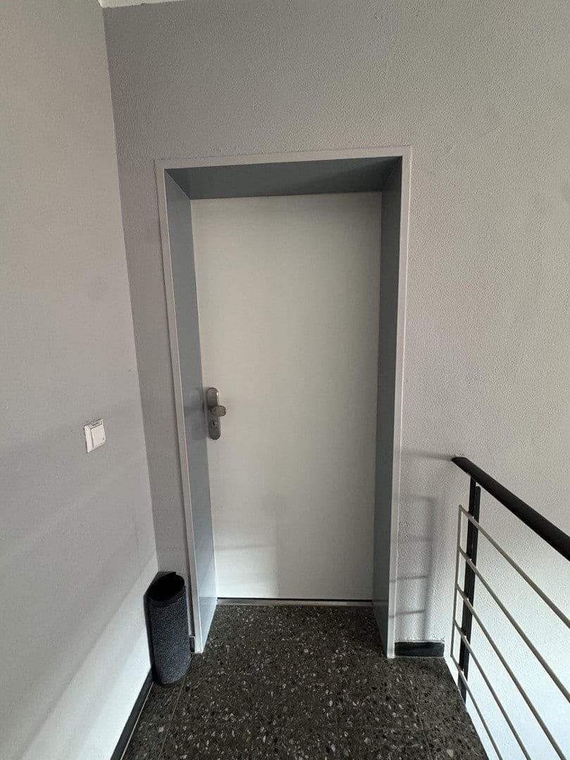Pronájem bytu 3+1 80 m², Ilvesheim, Bádensko-Württembersko Pronájem bytu 3+1 80 m², Ilvesheim, Bádensko-Württembersko