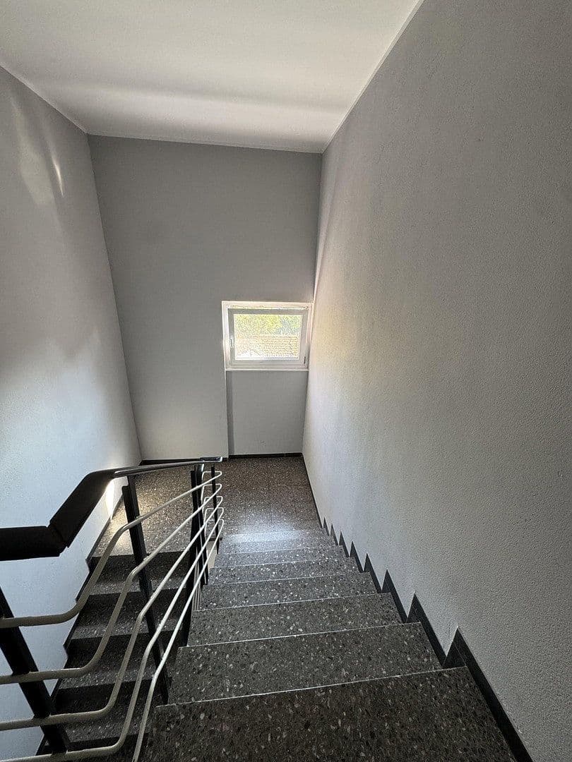 Pronájem bytu 3+1 80 m², Ilvesheim, Bádensko-Württembersko Pronájem bytu 3+1 80 m², Ilvesheim, Bádensko-Württembersko