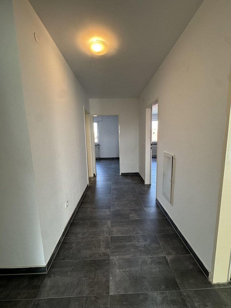 Pronájem bytu 3+1 80 m², Ilvesheim, Bádensko-Württembersko Pronájem bytu 3+1 80 m², Ilvesheim, Bádensko-Württembersko