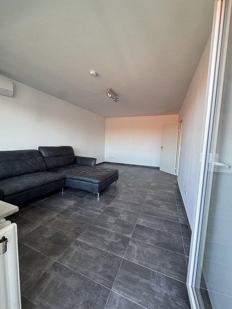 Pronájem bytu 3+1 80 m², Ilvesheim, Bádensko-Württembersko Pronájem bytu 3+1 80 m², Ilvesheim, Bádensko-Württembersko
