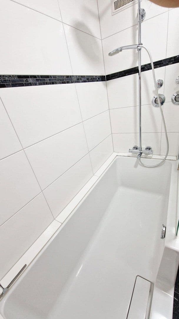 Prodej bytu 2+1 58 m², Keltenweg 3a, Baden-Baden, Bádensko-Württembersko Prodej bytu 2+1 58 m², Keltenweg 3a, Baden-Baden, Bádensko-Württembersko