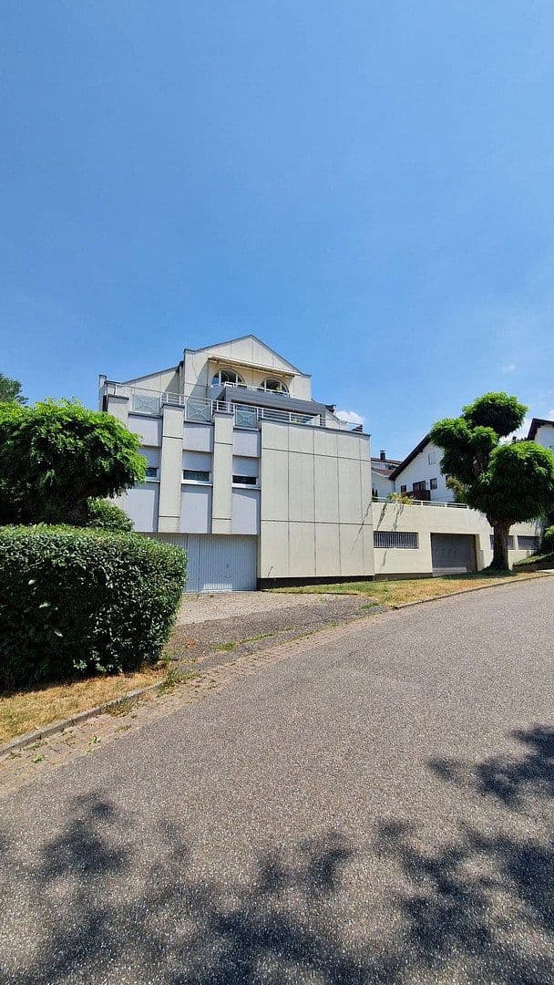 Prodej bytu 2+1 58 m², Keltenweg 3a, Baden-Baden, Bádensko-Württembersko Prodej bytu 2+1 58 m², Keltenweg 3a, Baden-Baden, Bádensko-Württembersko