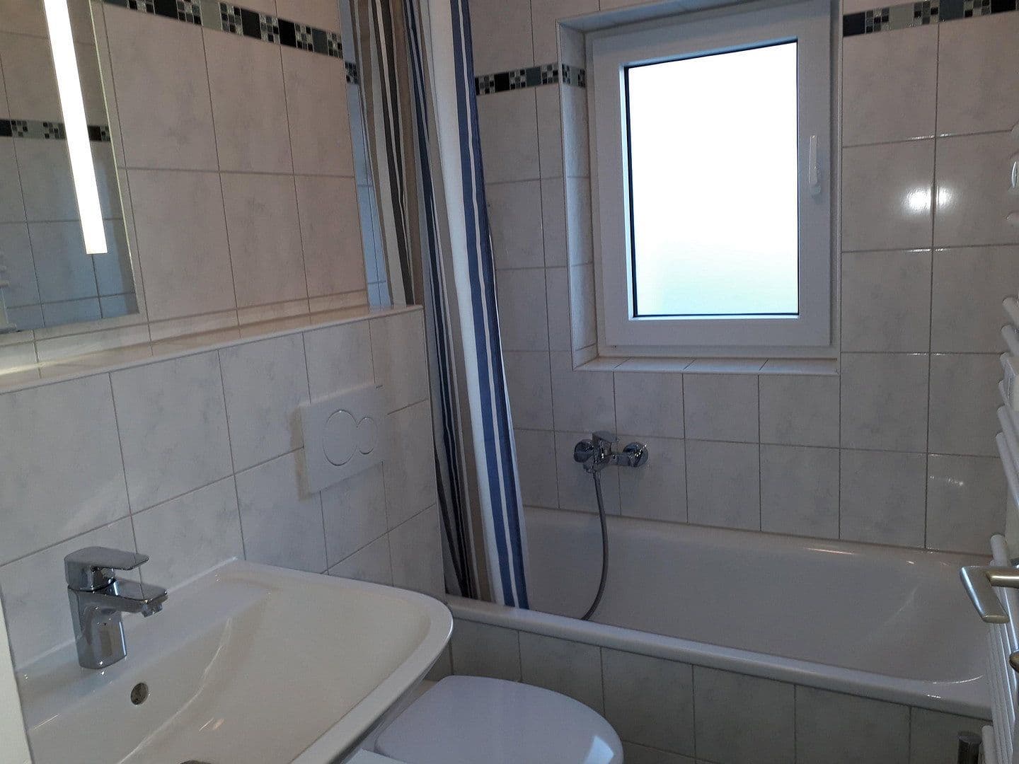 Pronájem bytu 1+1 19 m², Kreuzerweg 33, München, Bavorsko Pronájem bytu 1+1 19 m², Kreuzerweg 33, München, Bavorsko