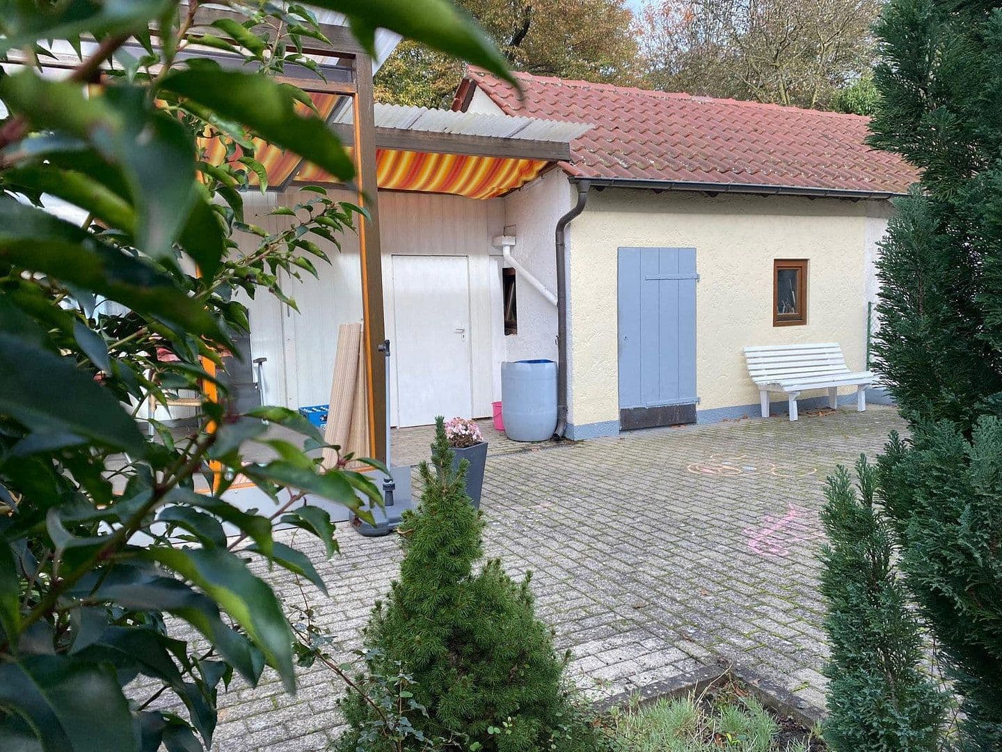Prodej domu 115 m², pozemek 457 m², Mörikestraße 20, Deizisau, Bádensko-Württembersko Prodej domu 115 m², pozemek 457 m², Mörikestraße 20, Deizisau, Bádensko-Württembersko