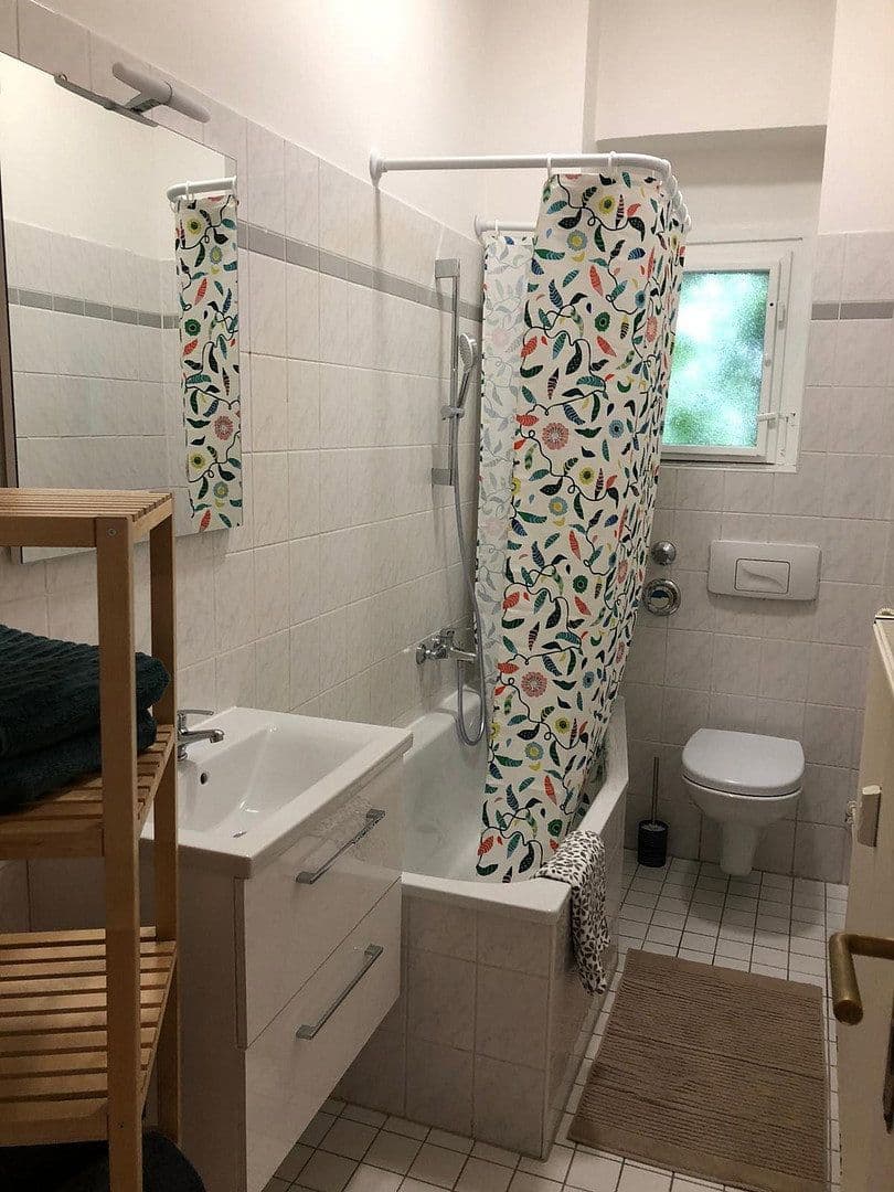 Pronájem bytu 2+1 58 m², Berlin, Berlín Pronájem bytu 2+1 58 m², Berlin, Berlín