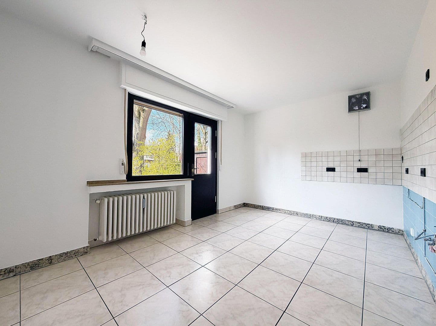 Prodej domu 306 m², pozemek 673 m², Penningsfelder Weg 89, Köln, Severní Porýní-Vestfálsko Prodej domu 306 m², pozemek 673 m², Penningsfelder Weg 89, Köln, Severní Porýní-Vestfálsko