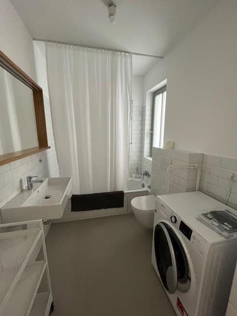 Pronájem bytu 1+1 32 m², Hinter der Schönen Aussicht 7, Frankfurt am Main, Hessen Pronájem bytu 1+1 32 m², Hinter der Schönen Aussicht 7, Frankfurt am Main, Hessen
