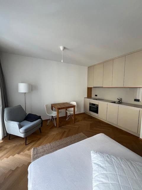 Pronájem bytu 1+1 32 m², Hinter der Schönen Aussicht 7, Frankfurt am Main, Hessen Pronájem bytu 1+1 32 m², Hinter der Schönen Aussicht 7, Frankfurt am Main, Hessen