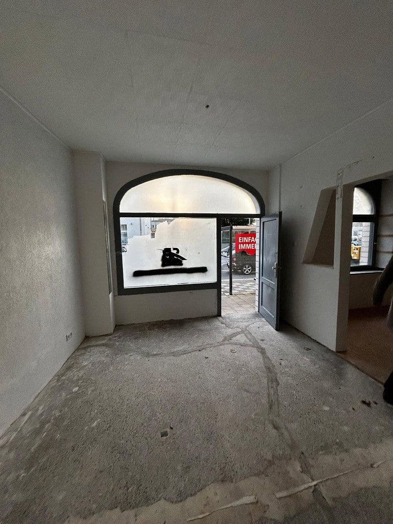 Pronájem nebytového prostoru 45 m², Rather Broich 75, Düsseldorf, Severní Porýní-Vestfálsko Pronájem nebytového prostoru 45 m², Rather Broich 75, Düsseldorf, Severní Porýní-Vestfálsko