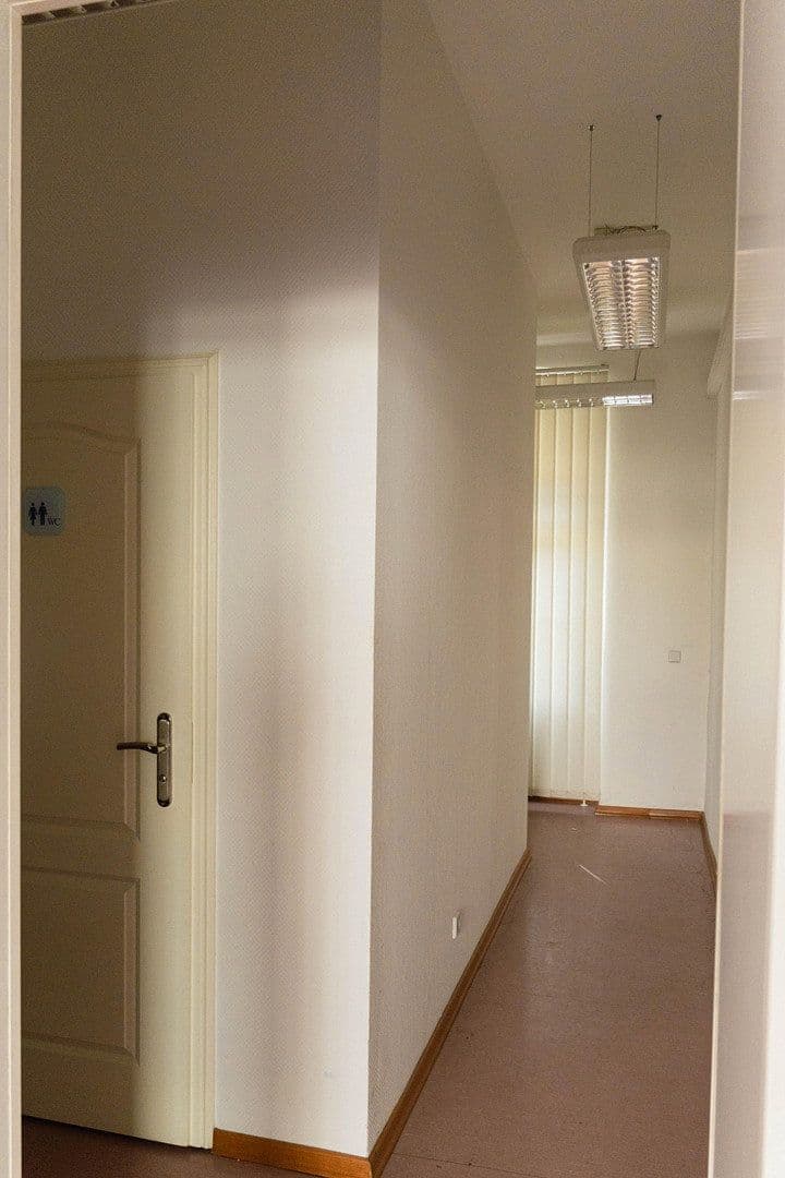 Pronájem kanceláře 116 m², Dietzgenstr. 93, Berlin, Berlín Pronájem kanceláře 116 m², Dietzgenstr. 93, Berlin, Berlín