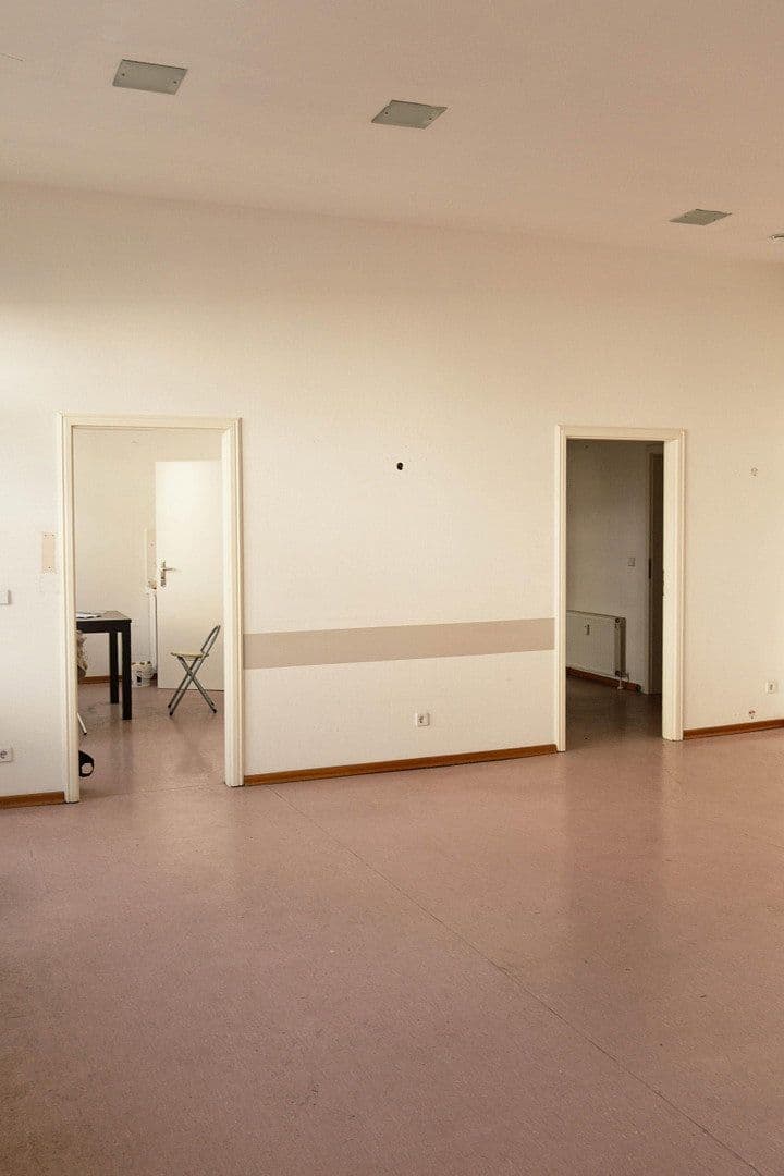 Pronájem kanceláře 116 m², Dietzgenstr. 93, Berlin, Berlín Pronájem kanceláře 116 m², Dietzgenstr. 93, Berlin, Berlín