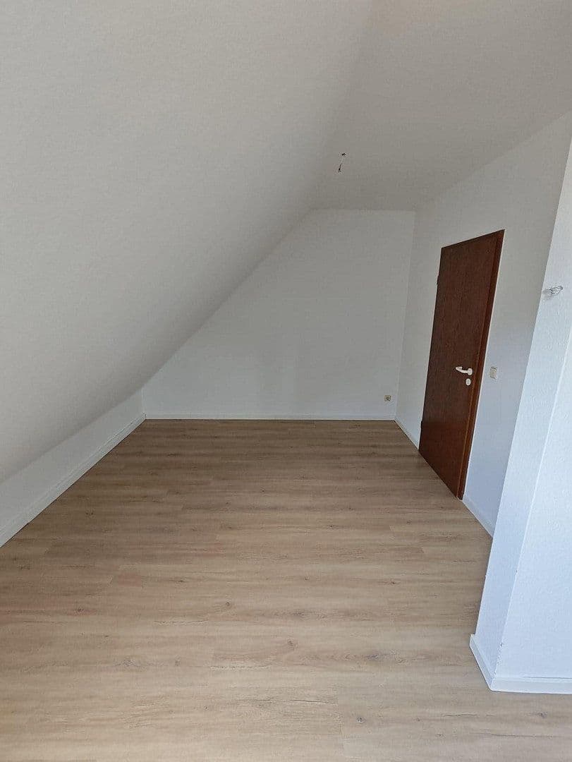 Pronájem bytu 2+1 53 m², Baarstraße 10a, Iserlohn, Severní Porýní-Vestfálsko Pronájem bytu 2+1 53 m², Baarstraße 10a, Iserlohn, Severní Porýní-Vestfálsko