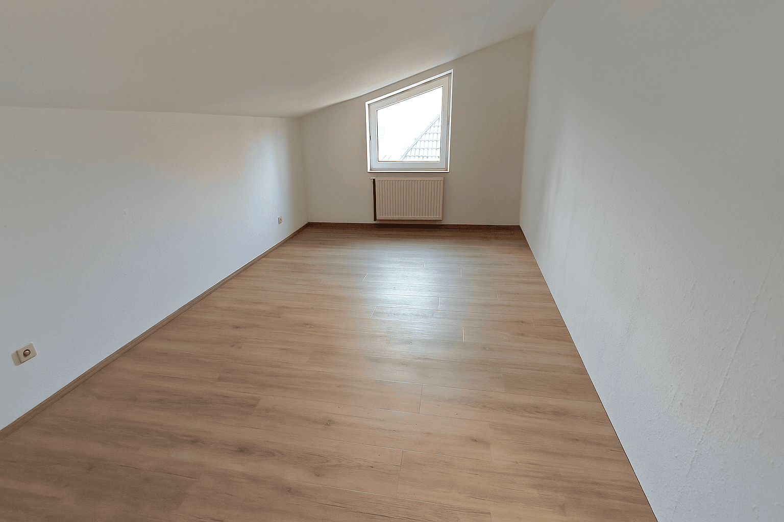 Pronájem bytu 2+1 53 m², Baarstraße 10a, Iserlohn, Severní Porýní-Vestfálsko Pronájem bytu 2+1 53 m², Baarstraße 10a, Iserlohn, Severní Porýní-Vestfálsko