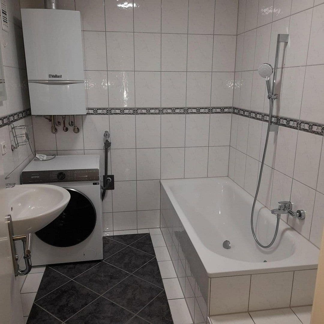 Pronájem bytu 13 m², Luisenstrasse 2, Nürnberg, Bavorsko Pronájem bytu 13 m², Luisenstrasse 2, Nürnberg, Bavorsko