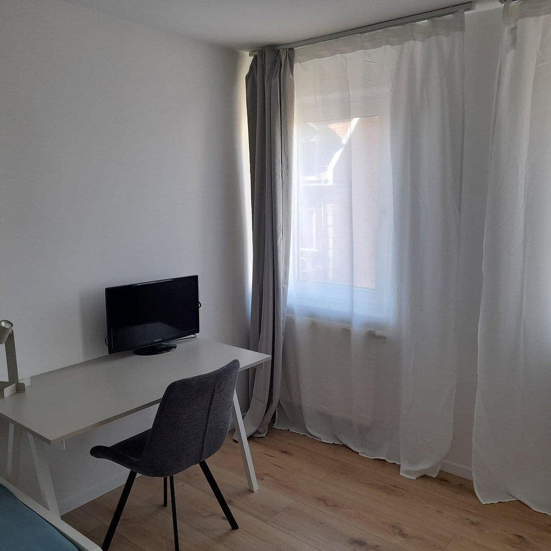 Pronájem bytu 13 m², Luisenstrasse 2, Nürnberg, Bavorsko Pronájem bytu 13 m², Luisenstrasse 2, Nürnberg, Bavorsko
