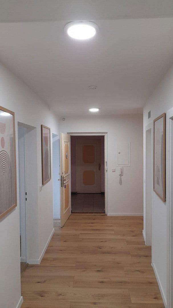 Pronájem bytu 13 m², Luisenstrasse 2, Nürnberg, Bavorsko Pronájem bytu 13 m², Luisenstrasse 2, Nürnberg, Bavorsko