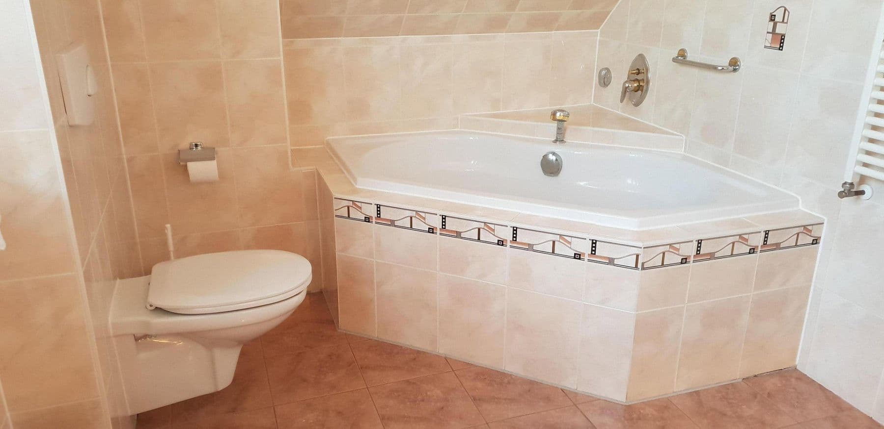 Prodej domu 225 m², pozemek 519 m², Lüneburg, Dolní Sasko Prodej domu 225 m², pozemek 519 m², Lüneburg, Dolní Sasko