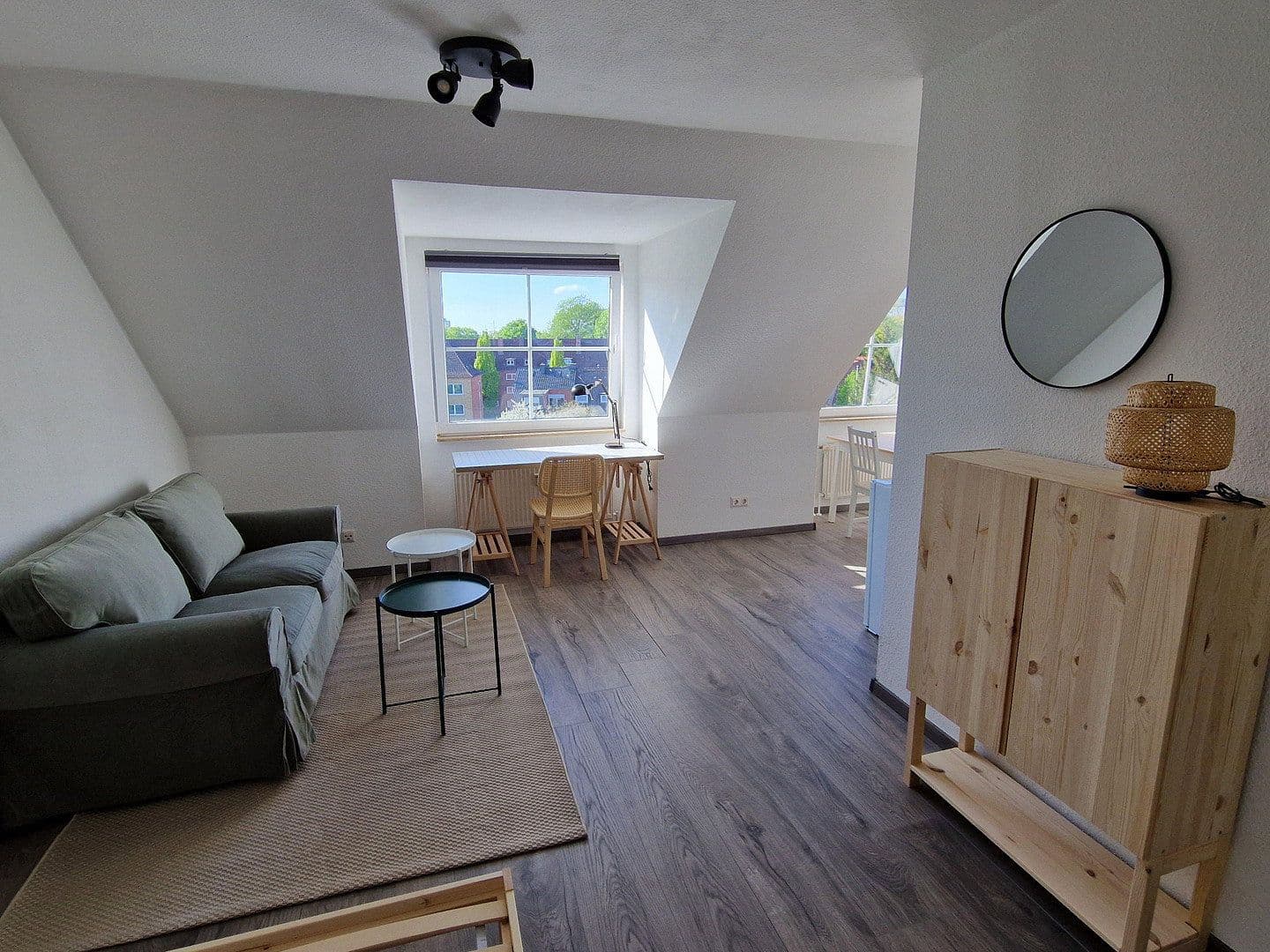 Pronájem bytu 1+1 42 m², Ernestinenstr. 5, Kiel, Šlesvicko-Holštýnsko Pronájem bytu 1+1 42 m², Ernestinenstr. 5, Kiel, Šlesvicko-Holštýnsko