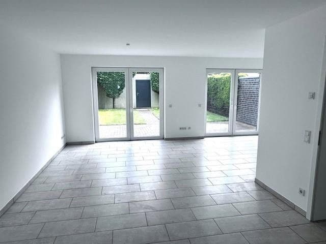 Pronájem domu 167 m², pozemek 185 m², Kevelaer, Severní Porýní-Vestfálsko Pronájem domu 167 m², pozemek 185 m², Kevelaer, Severní Porýní-Vestfálsko
