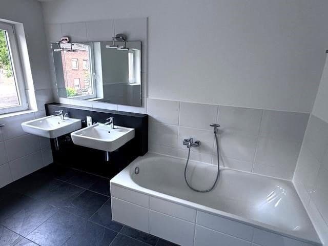 Pronájem domu 167 m², pozemek 185 m², Kevelaer, Severní Porýní-Vestfálsko Pronájem domu 167 m², pozemek 185 m², Kevelaer, Severní Porýní-Vestfálsko
