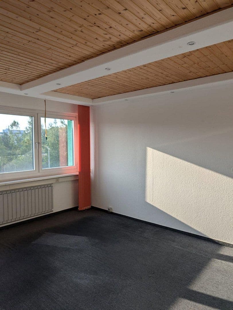 Pronájem kanceláře 400 m², Rennsteigstrasse 2-6, Zella-Mehlis, Durynsko Pronájem kanceláře 400 m², Rennsteigstrasse 2-6, Zella-Mehlis, Durynsko