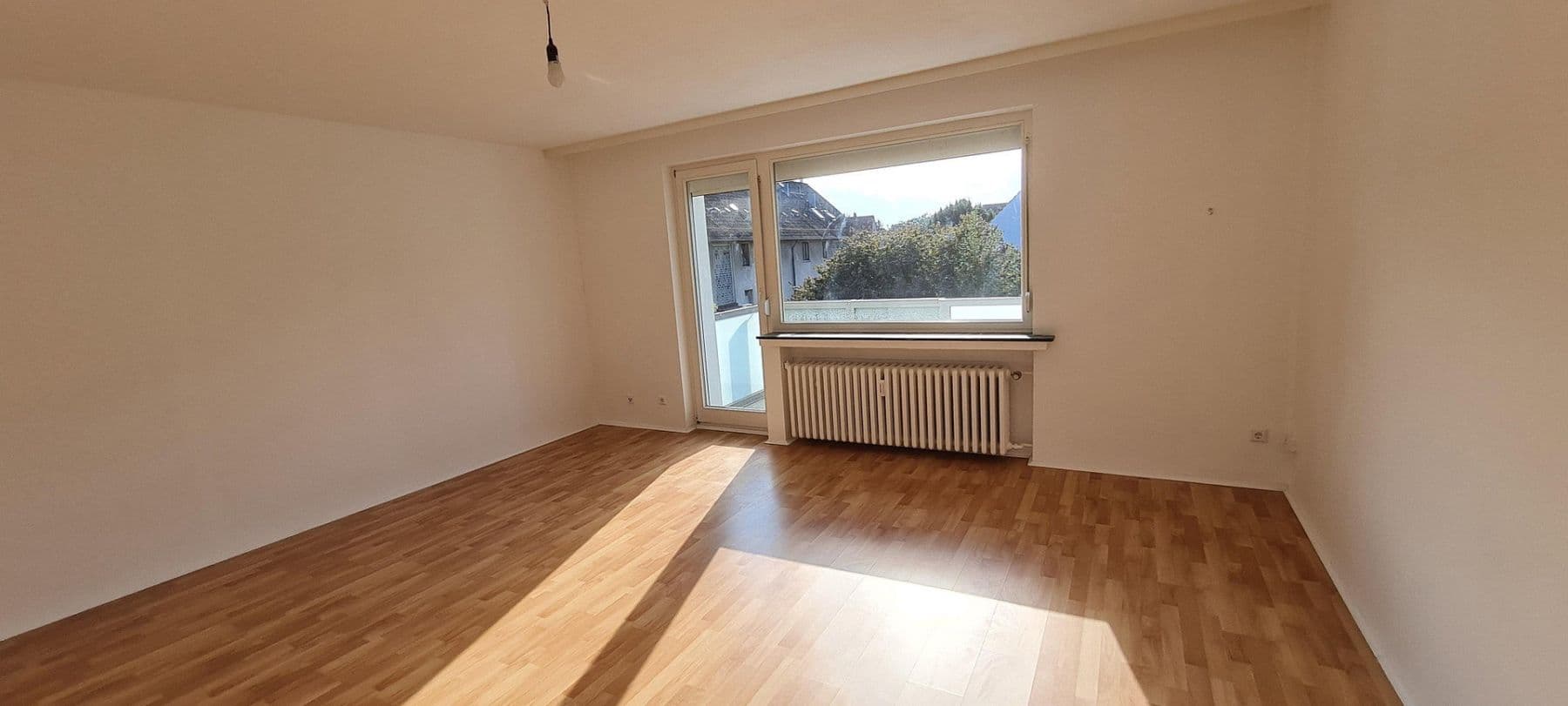 Pronájem bytu 3+1 75 m², Hannover, Dolní Sasko Pronájem bytu 3+1 75 m², Hannover, Dolní Sasko