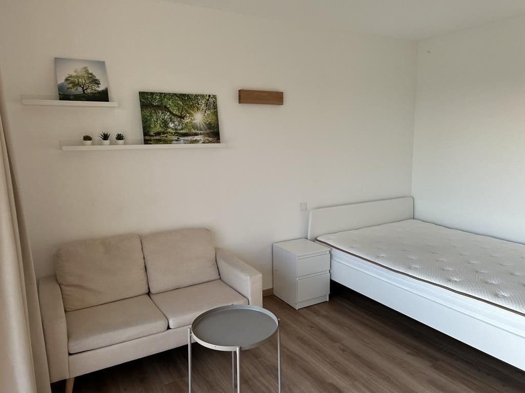 Pronájem bytu 1+1 28 m², Künzelsau, Bádensko-Württembersko Pronájem bytu 1+1 28 m², Künzelsau, Bádensko-Württembersko