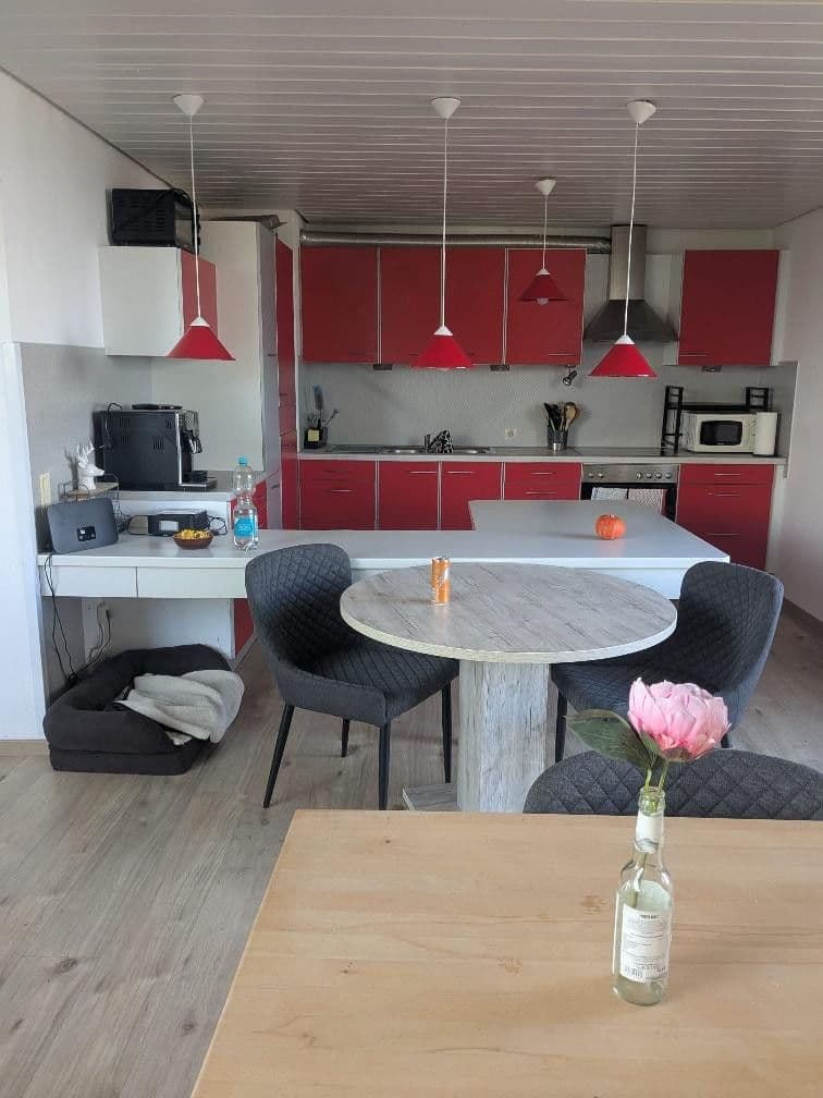 Pronájem bytu 3+1 109 m², Landhausstraße 8-10, Meßstetten, Bádensko-Württembersko Pronájem bytu 3+1 109 m², Landhausstraße 8-10, Meßstetten, Bádensko-Württembersko