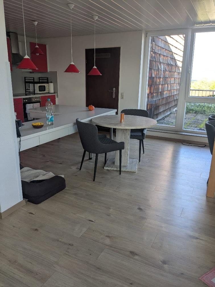 Pronájem bytu 3+1 109 m², Landhausstraße 8-10, Meßstetten, Bádensko-Württembersko Pronájem bytu 3+1 109 m², Landhausstraße 8-10, Meßstetten, Bádensko-Württembersko