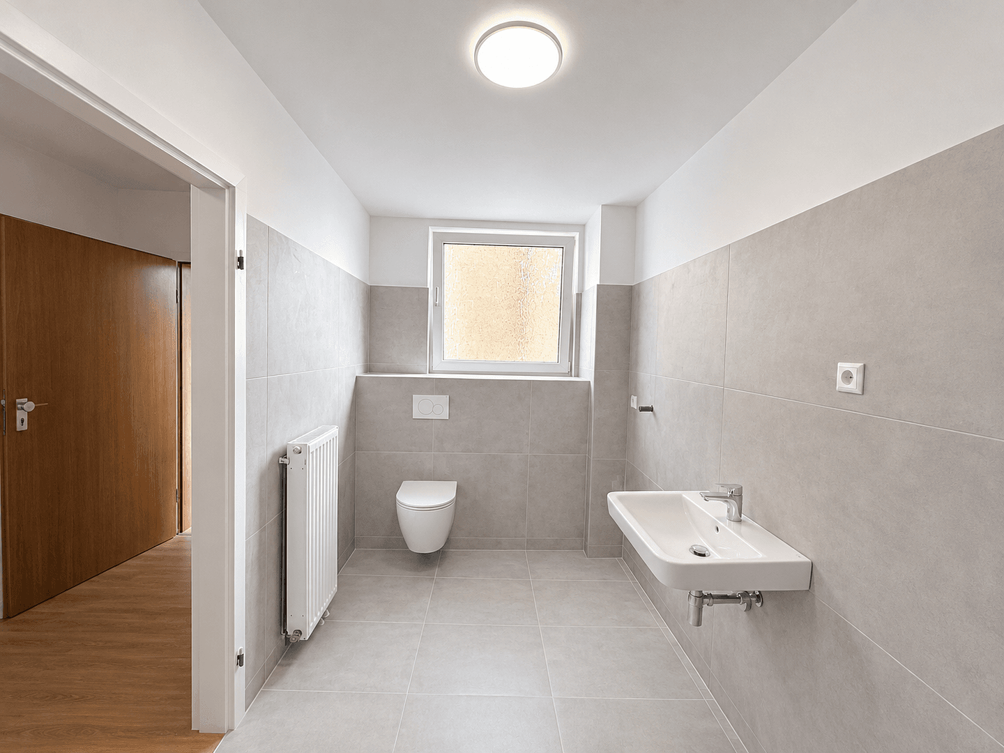 Pronájem bytu 3+1 104 m², Ludwigshafen, Porýní-Falc Pronájem bytu 3+1 104 m², Ludwigshafen, Porýní-Falc