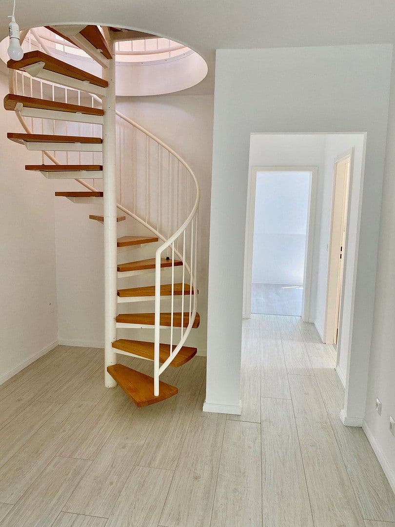 Prodej bytu 4+1 117 m², Frankfurt Unterliederbach, Hessen Prodej bytu 4+1 117 m², Frankfurt Unterliederbach, Hessen