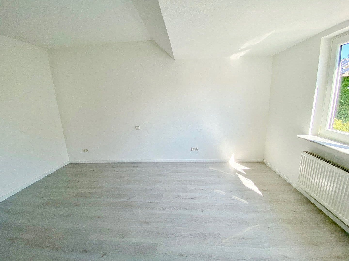 Prodej bytu 4+1 117 m², Frankfurt Unterliederbach, Hessen Prodej bytu 4+1 117 m², Frankfurt Unterliederbach, Hessen