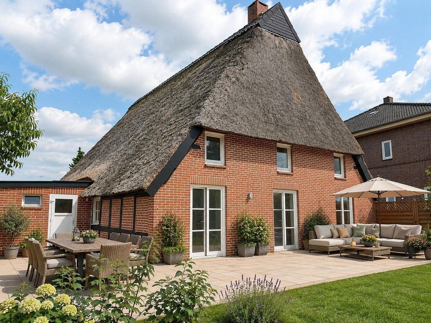 Pronájem domu 120 m², pozemek 1.200 m², Thedinghausen, Dolní Sasko Pronájem domu 120 m², pozemek 1.200 m², Thedinghausen, Dolní Sasko