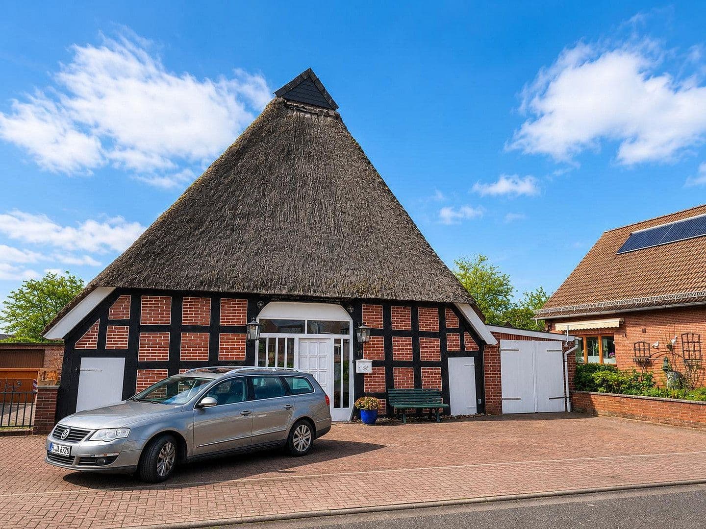 Pronájem domu 120 m², pozemek 1.200 m², Thedinghausen, Dolní Sasko Pronájem domu 120 m², pozemek 1.200 m², Thedinghausen, Dolní Sasko