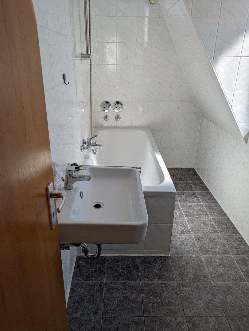 Pronájem bytu 3+1 55 m², Schützenstr. 23, Augsburg, Bavorsko Pronájem bytu 3+1 55 m², Schützenstr. 23, Augsburg, Bavorsko