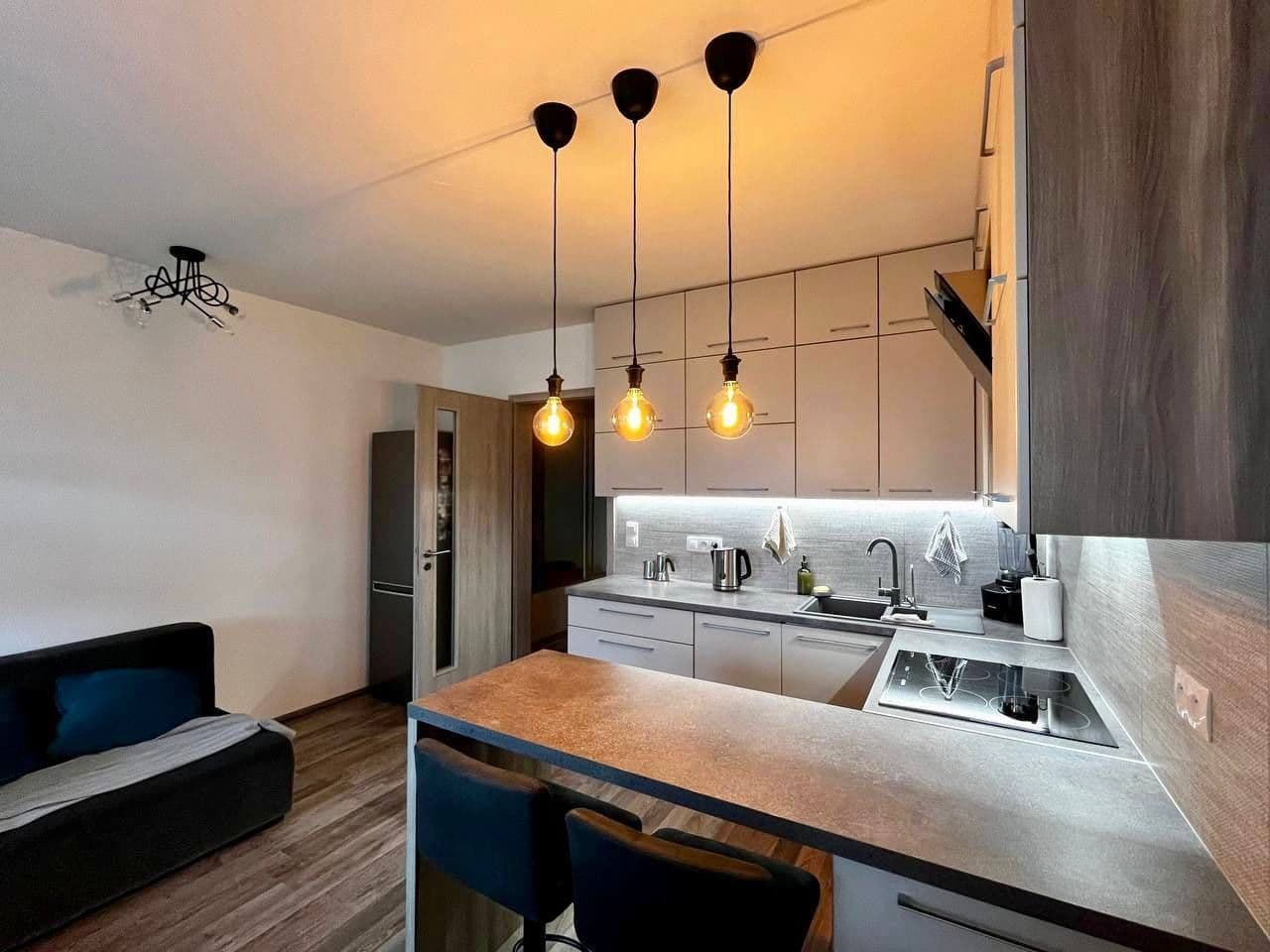 Pronájem bytu 1+kk 34 m², Strnadových, Praha, Praha Pronájem bytu 1+kk 34 m², Strnadových, Praha, Praha