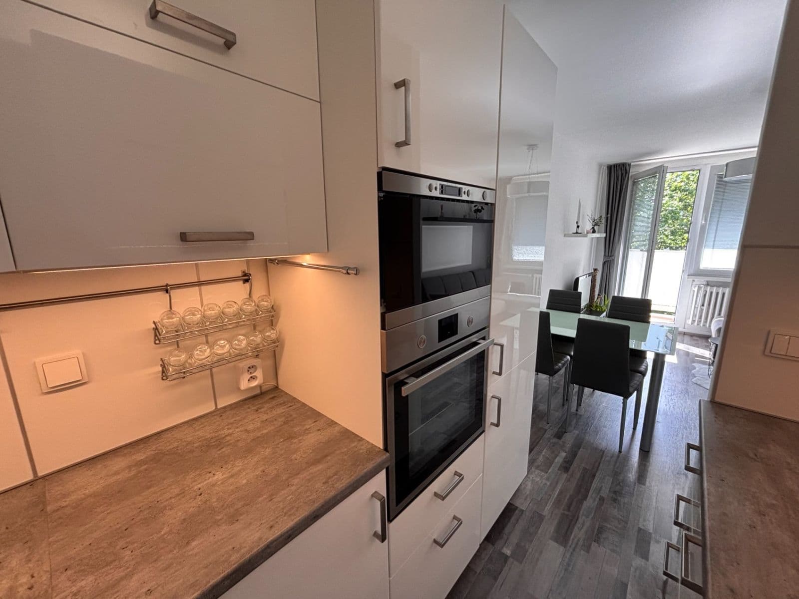 Pronájem bytu 2+kk 46 m², Jablonecká, Praha, Praha Pronájem bytu 2+kk 46 m², Jablonecká, Praha, Praha
