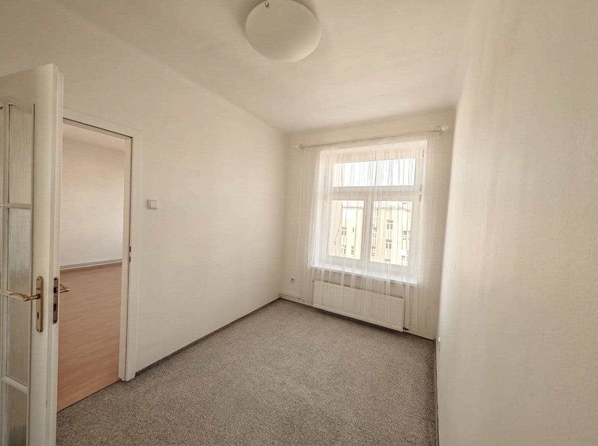 Prodej bytu 2+kk 50 m², Velehradská, Praha, Praha Prodej bytu 2+kk 50 m², Velehradská, Praha, Praha