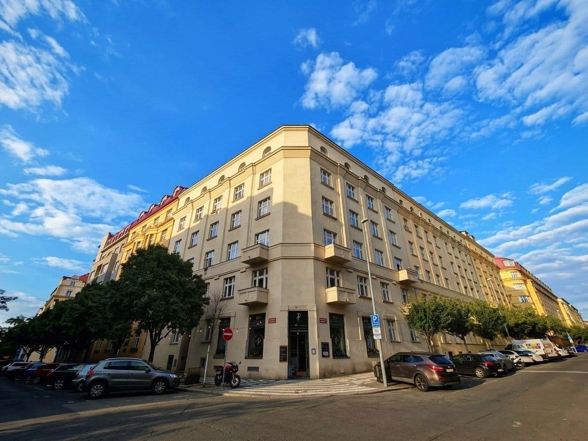 Prodej bytu 2+kk 50 m², Velehradská, Praha, Praha Prodej bytu 2+kk 50 m², Velehradská, Praha, Praha