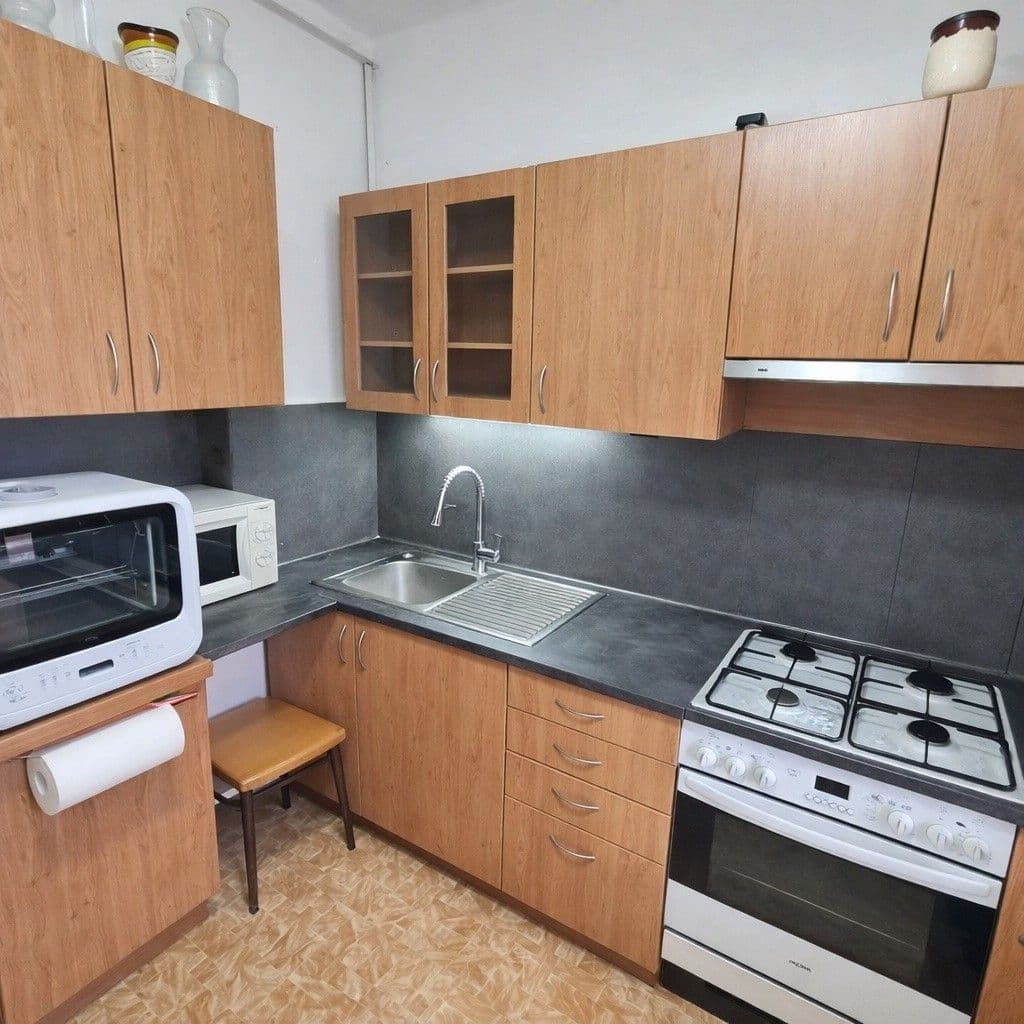 Pronájem bytu 1+1 41 m², Ruská, Praha, Praha Pronájem bytu 1+1 41 m², Ruská, Praha, Praha