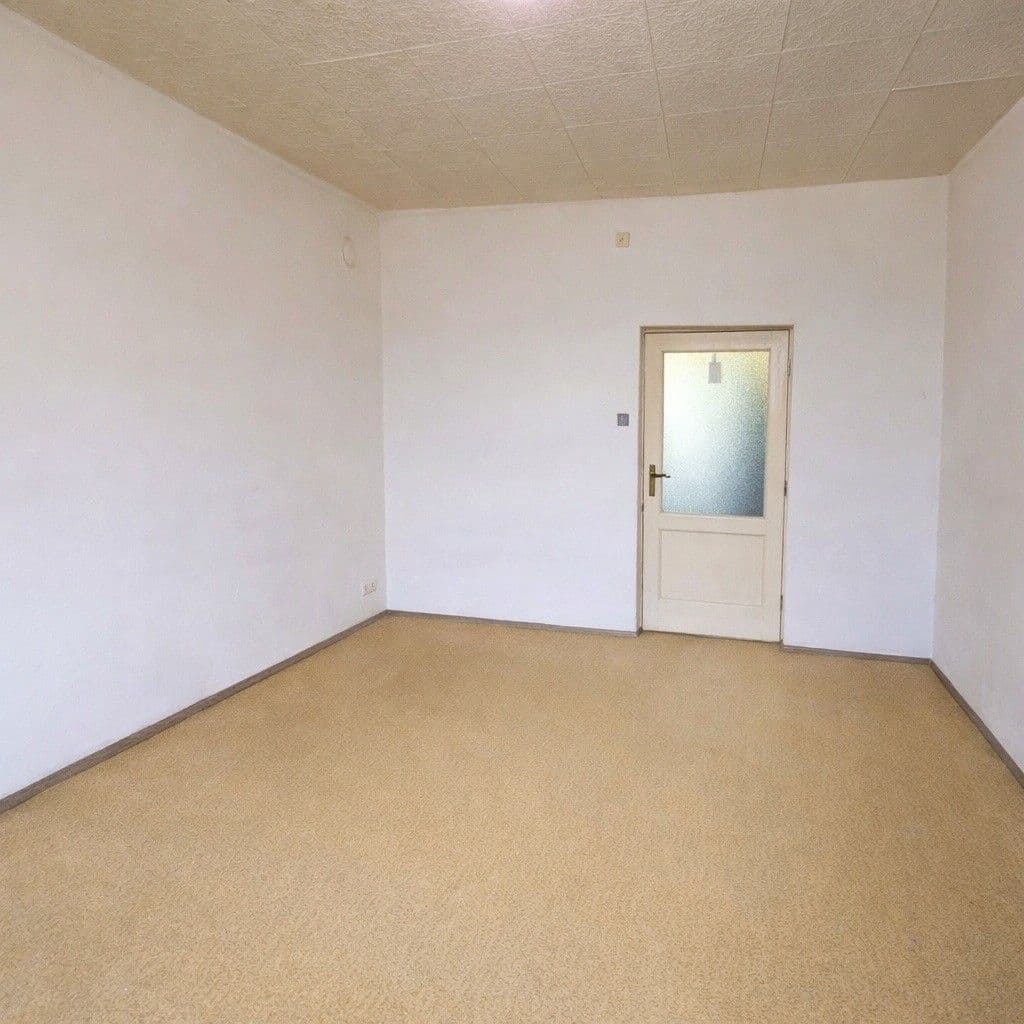 Pronájem bytu 1+1 41 m², Ruská, Praha, Praha Pronájem bytu 1+1 41 m², Ruská, Praha, Praha