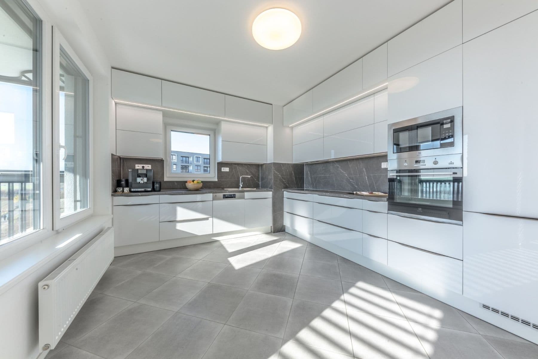 Pronájem bytu 2+kk 57 m², Stočesova, Praha, Praha Pronájem bytu 2+kk 57 m², Stočesova, Praha, Praha